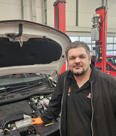 Meet the team at Paragon Motor Company